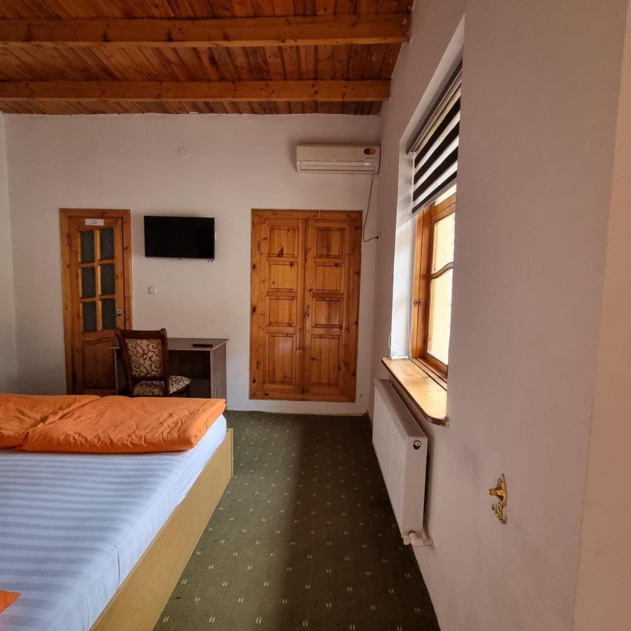 Sim-Sim Hostel & Backpackers Szamarkand Kültér fotó